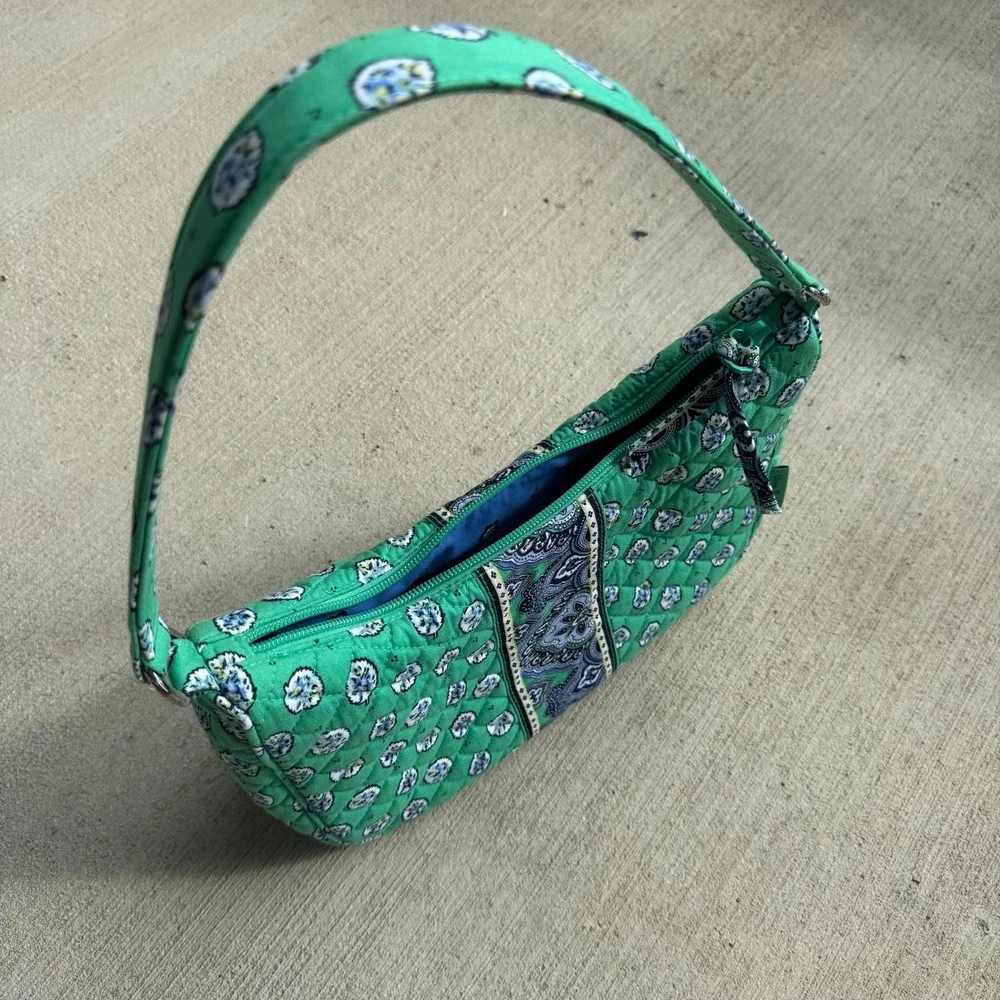Vera Bradley Green Floral Paisley Quilted Cotton Shoulder Bag Women's OS